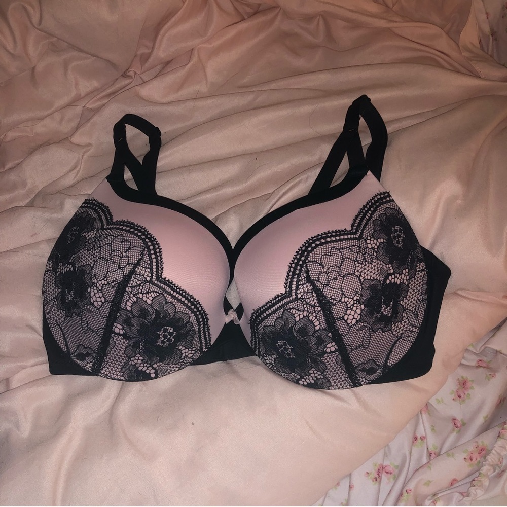 maidenform like new pink and black lacy bra